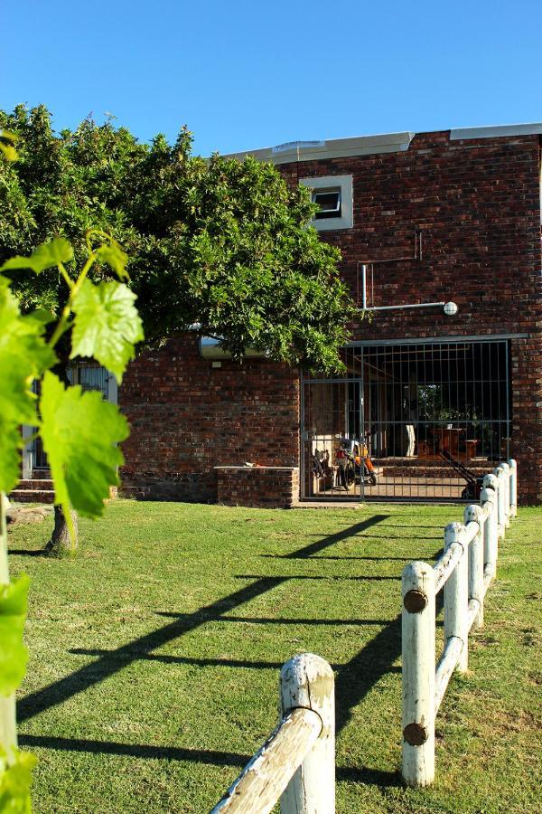 African Adventures Accommodation Durbanville Buitenkant foto