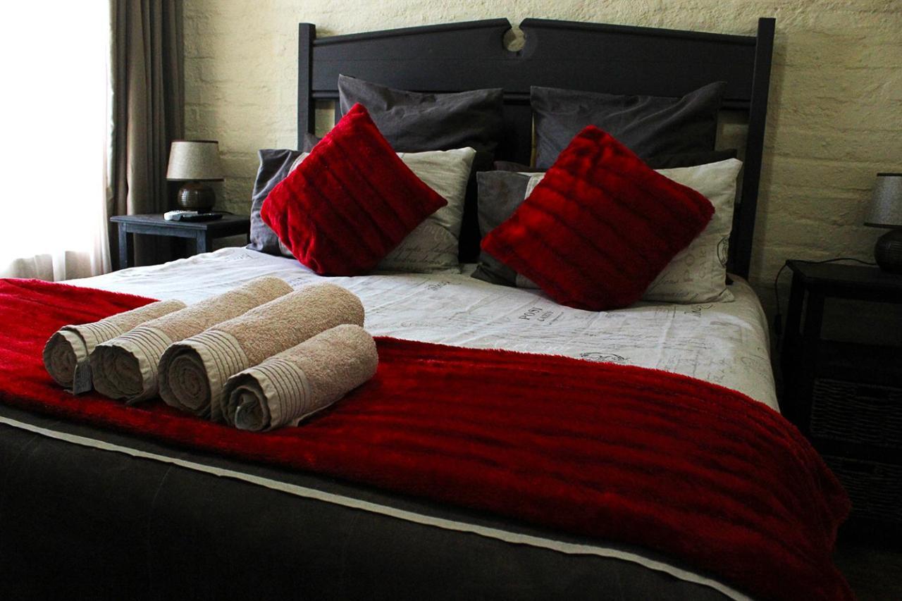 African Adventures Accommodation Durbanville Buitenkant foto